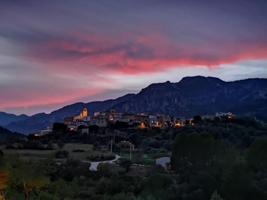 Ca La Cabrera Apartment Alfara de Carles Екстериор снимка