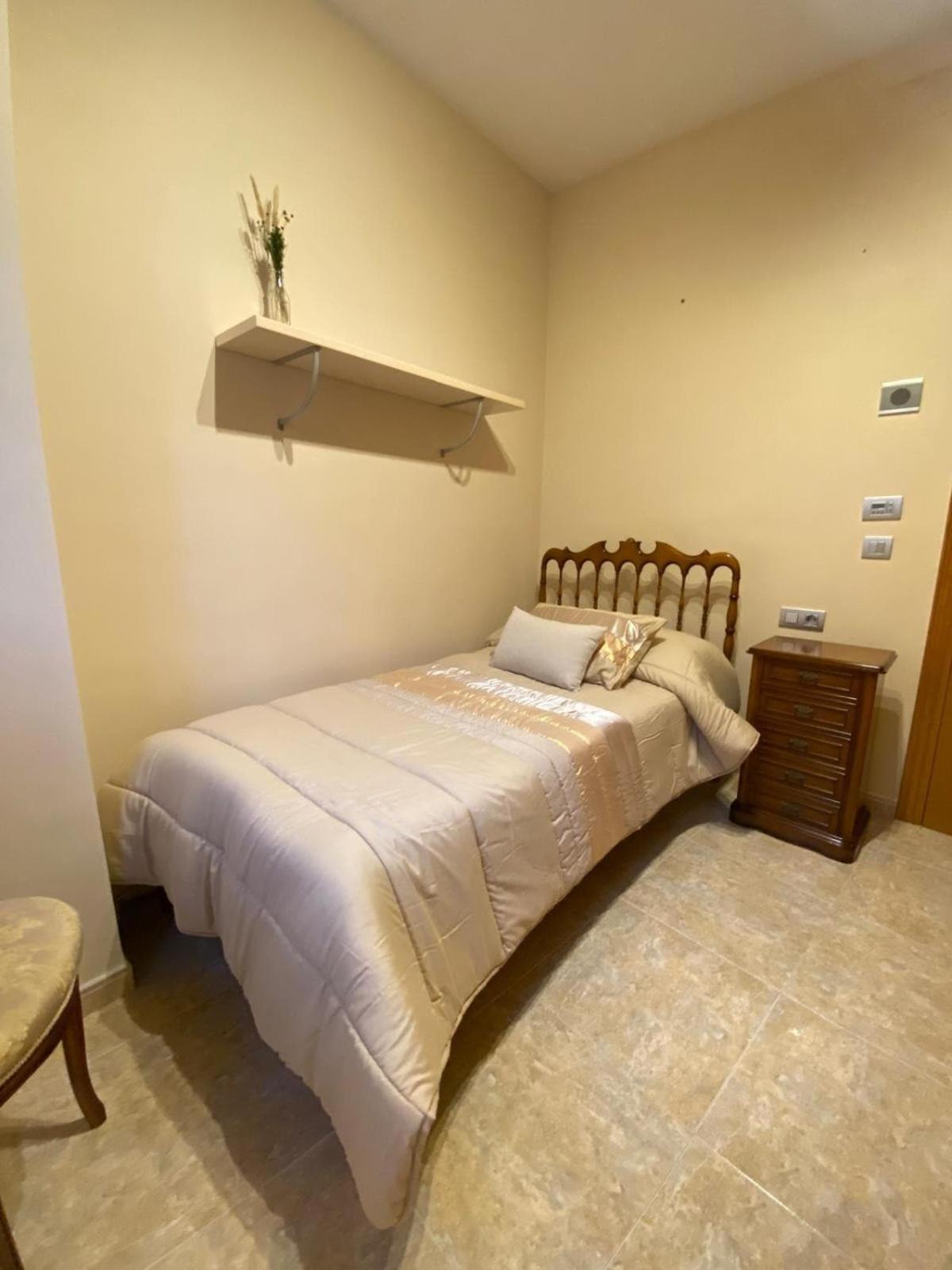 Ca La Cabrera Apartment Alfara de Carles Екстериор снимка