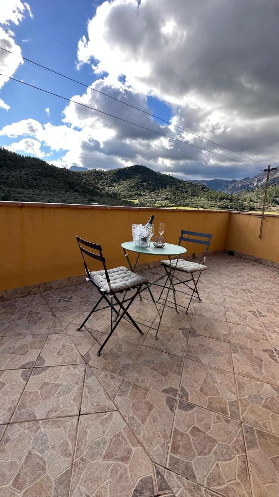 Ca La Cabrera Apartment Alfara de Carles Екстериор снимка